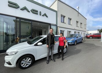 Charita převzala druhé auto pro paliativní péči